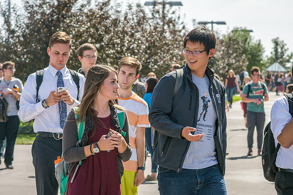 Students make their way to the I-Center for the first Devotional of the 2017 Fall Semester.