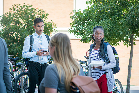 Students make their way to the I-Center for the first Devotional of the 2017 Fall Semester.