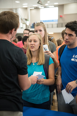 Incoming students learn about ways to get involved at BYU-Idaho.