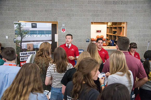 Incoming students learn about ways to get involved at BYU-Idaho.
