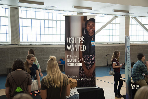 Incoming students learn about ways to get involved at BYU-Idaho.