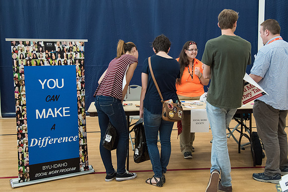 Incoming students learn about ways to get involved at BYU-Idaho.