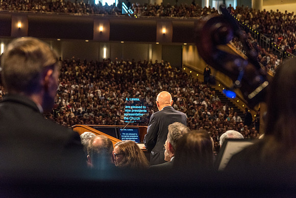 Elder Dallin H. Oaks conducts the Inauguration.