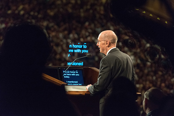 President Henry B. Eyring speaks at his son's Inauguration.
