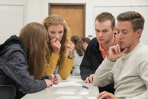 BYU-Idaho students at a Biology Class. Instructor Todd Kelson. Sept 2017