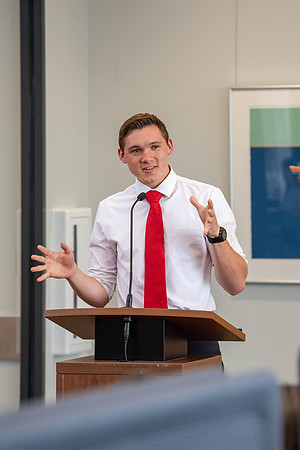 Freshman students at BYU-Idaho attend a lunch at the STC to commemrate their time at Freshman Connection.