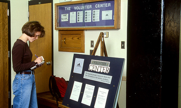 Service Center - Oct 1998