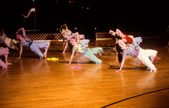 Modern dancers at centennial spectacular, Mar 1989