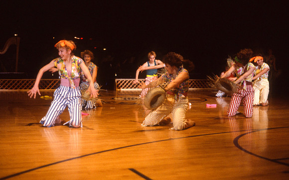 Modern dancers at centennial spectacular, Mar 1989