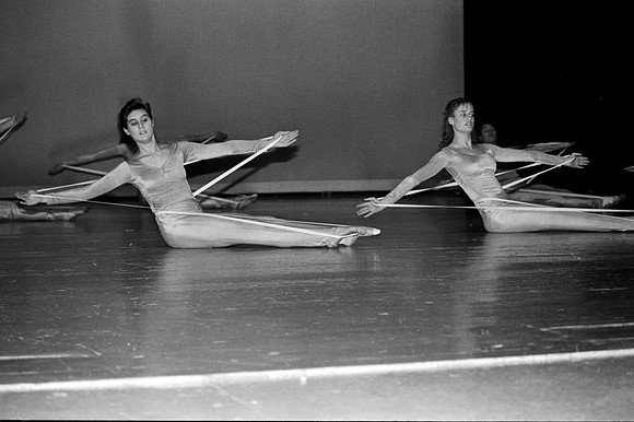 Extravadance performers.