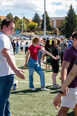 Freshman play activities on the Stadium Field, and meet the student mentors.
