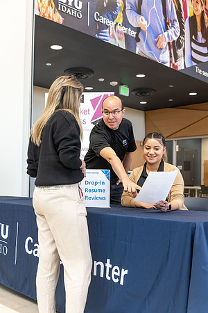 Students at the Career Center.