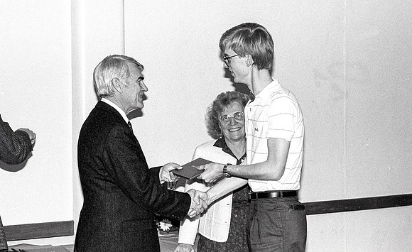 President Scholars - Apr 1989