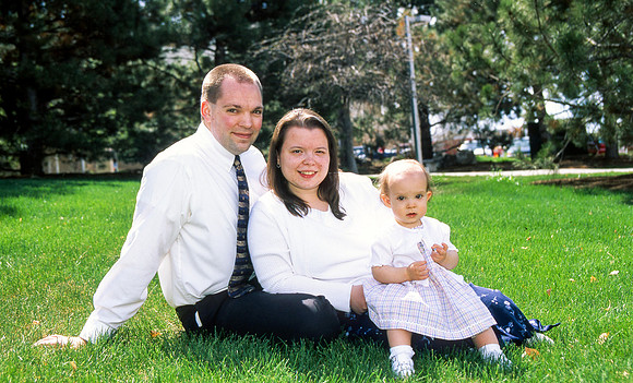 Married Students-Apr 2001
