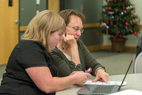 Pathway and Online administrators call Online students who have not yet registered to find out their needs and concerns.
