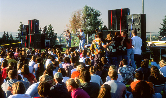 Orientation Concert-Aug 2000
