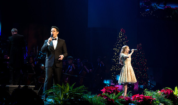 Brigham Young University-Idaho presents A BYU-Idaho Christmas 2017. Featuring BYU-Idaho Choirs, Orchestra, & Dancers with Special Guests, Santino Fontana, and Lexi Walker.