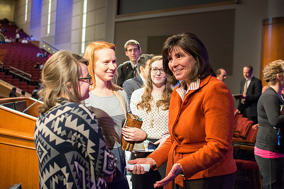 Carole Stephens meets with Brigham Young university-Idaho students and shakes hands with them. Photo by Ryan Chase