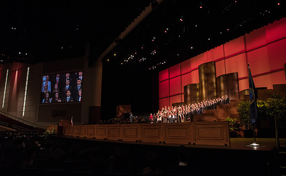 The Combined Women's and Men's Choir sings, "Hark! The Herald Angels Sing," during Commencement.