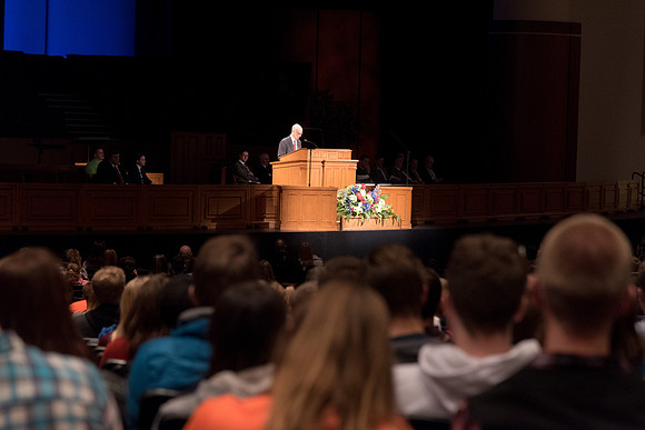 President Henry J. Eyring welcoms the new students to BYU-Idaho.