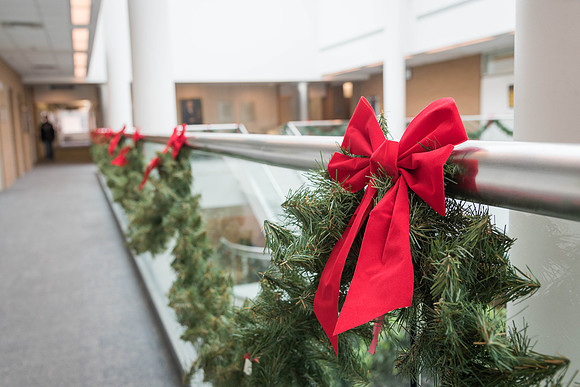 The Kimball Building still has some remnants of Christmas decoration at the start of the Winter 2018 semester.