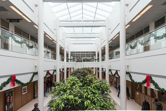 The Kimball Building still has some remnants of Christmas decoration at the start of the Winter 2018 semester.