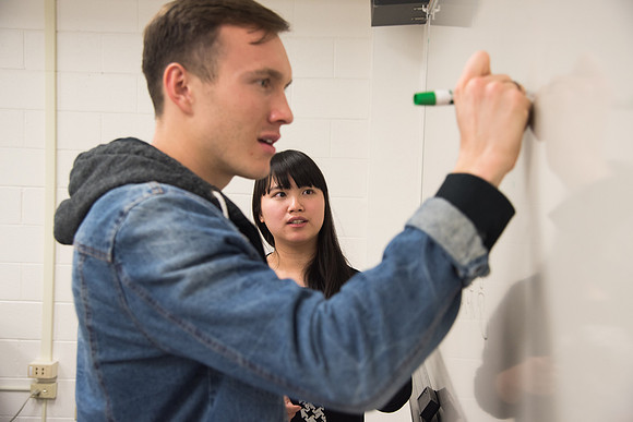 Students practice Chinese at the Conversation Lab.