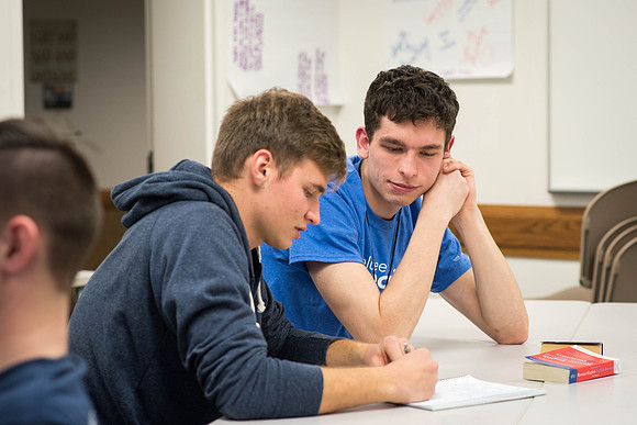 Students attend the Russian Lab to practice the Russian language. 2018