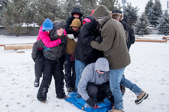 Business major students participate in the Company Challenge Activities