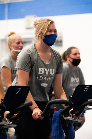 BYUI students participate in on campus fitness classes in the evening.