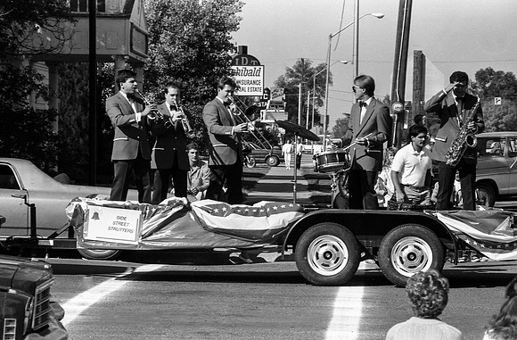 Side Street Strutters Homecoming parade float.