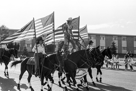 ﻿﻿Homecoming parade, Americanas.
