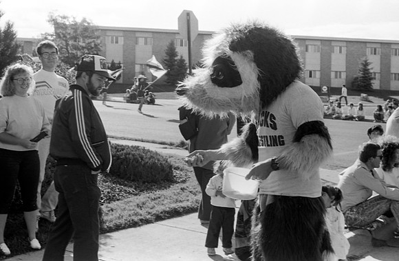 Homecoming parade, Ricks wrestling.