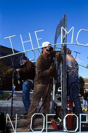 Homecoming parade, Welding float.