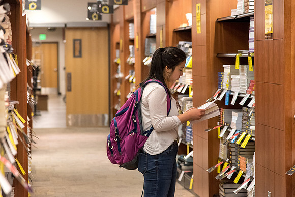 New students go on a tour with thier I-Team and discover BYU-Idaho.