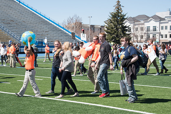 New students headed to the Taylor Chapel for the Get Connected Devotional. April 2018