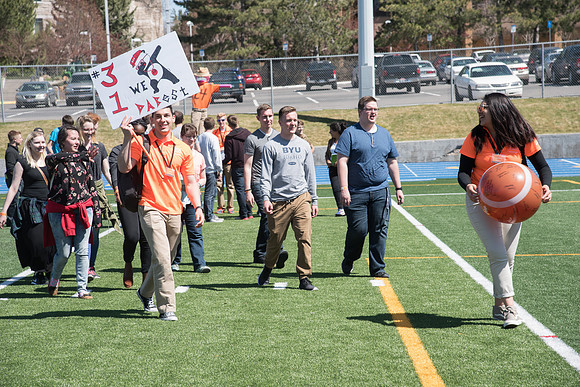 New students headed to the Taylor Chapel for the Get Connected Devotional. April 2018