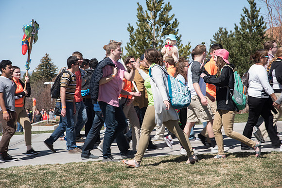 New students headed to the Taylor Chapel for the Get Connected Devotional. April 2018