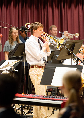 Performance of the jazz group at the Snow Building.