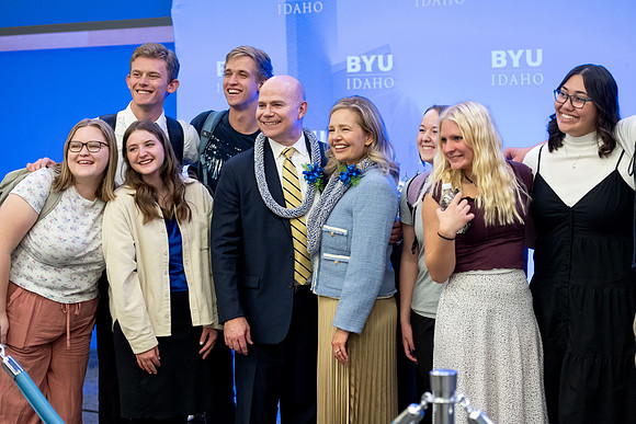 President and Sister Meredith meet and greet students at the public reception following the inauguration.