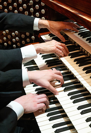 Daniel Kerr and David to perform at an Organ Duet concert in the Barrus Concert Hall.