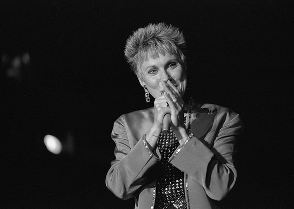 Anne Murray Performs at Rick's College - Center Stage - Oct 1992