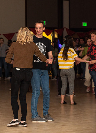 Country dancing - June 2022