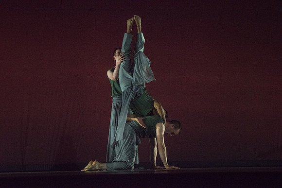 Students perform Extravadance, Spring Semester.