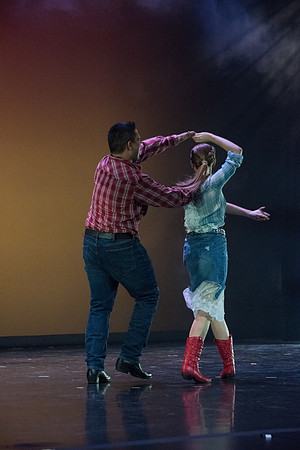 Students perform Extravadance, Spring Semester.