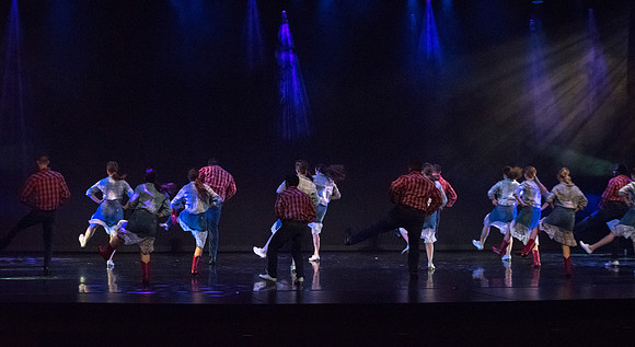 Students perform Extravadance, Spring Semester.