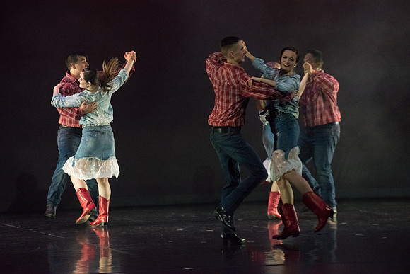Students perform Extravadance, Spring Semester.
