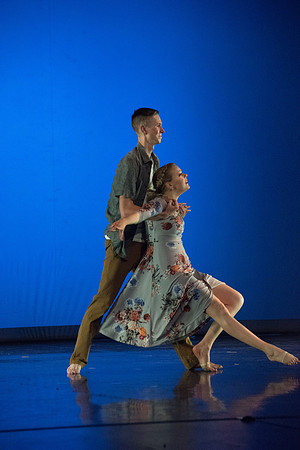 Students perform Extravadance, Spring Semester.