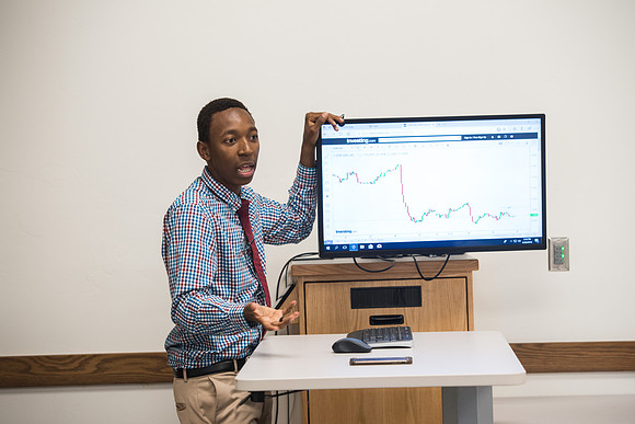 KG giving a presentation. Photo for Admissions Viewbook.