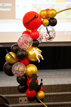 Students participate in the Better to Best workshop held by the Presentation Practice Center.